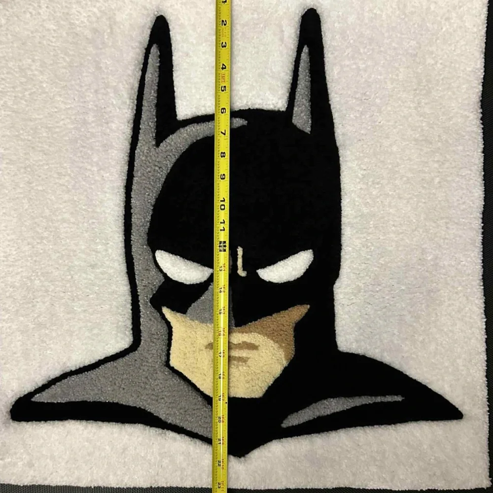 Handmade Batman Graphic Tufted Rug 23"x23" - Picture 4 of 5
